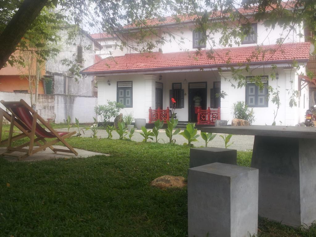 Sunray Villa And Resort Unawatuna Exterior photo