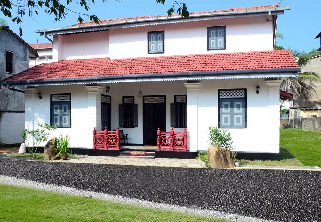 Sunray Villa And Resort Unawatuna Exterior photo