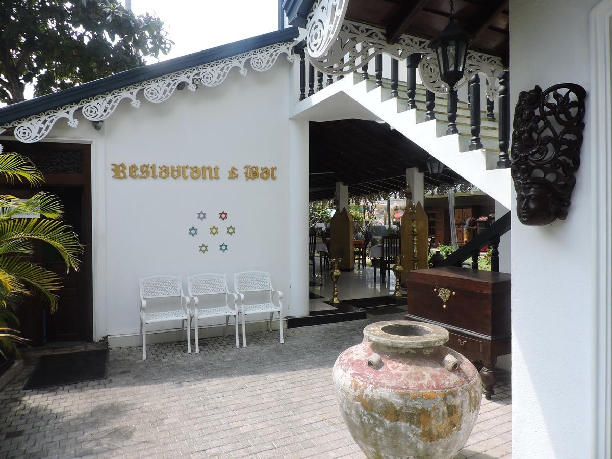 Sunray Villa And Resort Unawatuna Exterior photo
