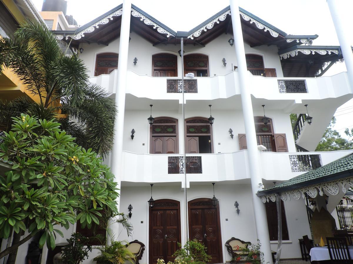Sunray Villa And Resort Unawatuna Exterior photo